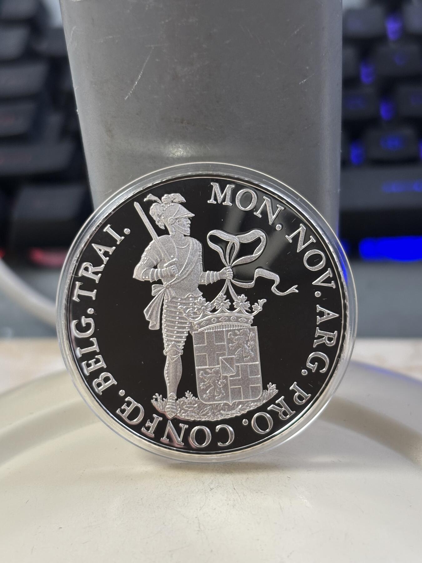 第185期拍卖 荷兰1993年1杜卡特精制银币 1816年杜卡特复刻 盒证全 28.25克873银