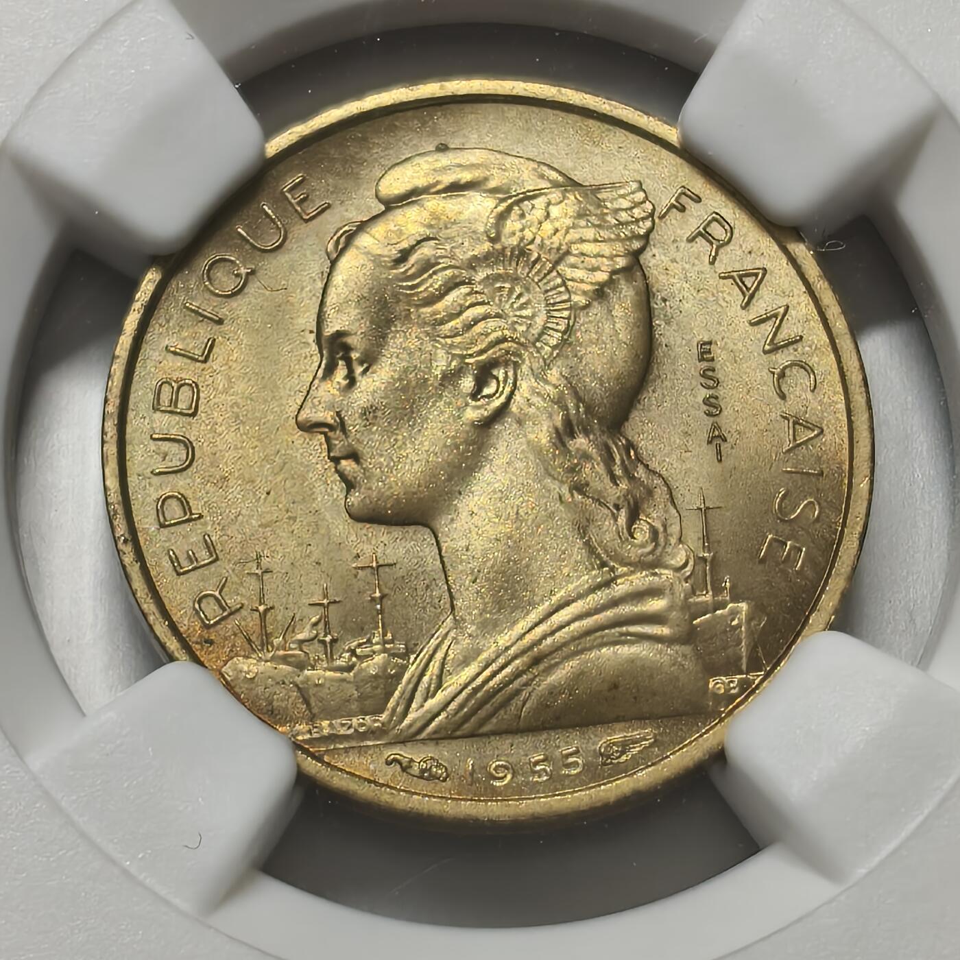 老蟹的宝藏🏴‍☠️ V NGC MS66 法属留尼旺1955年10法郎样币
