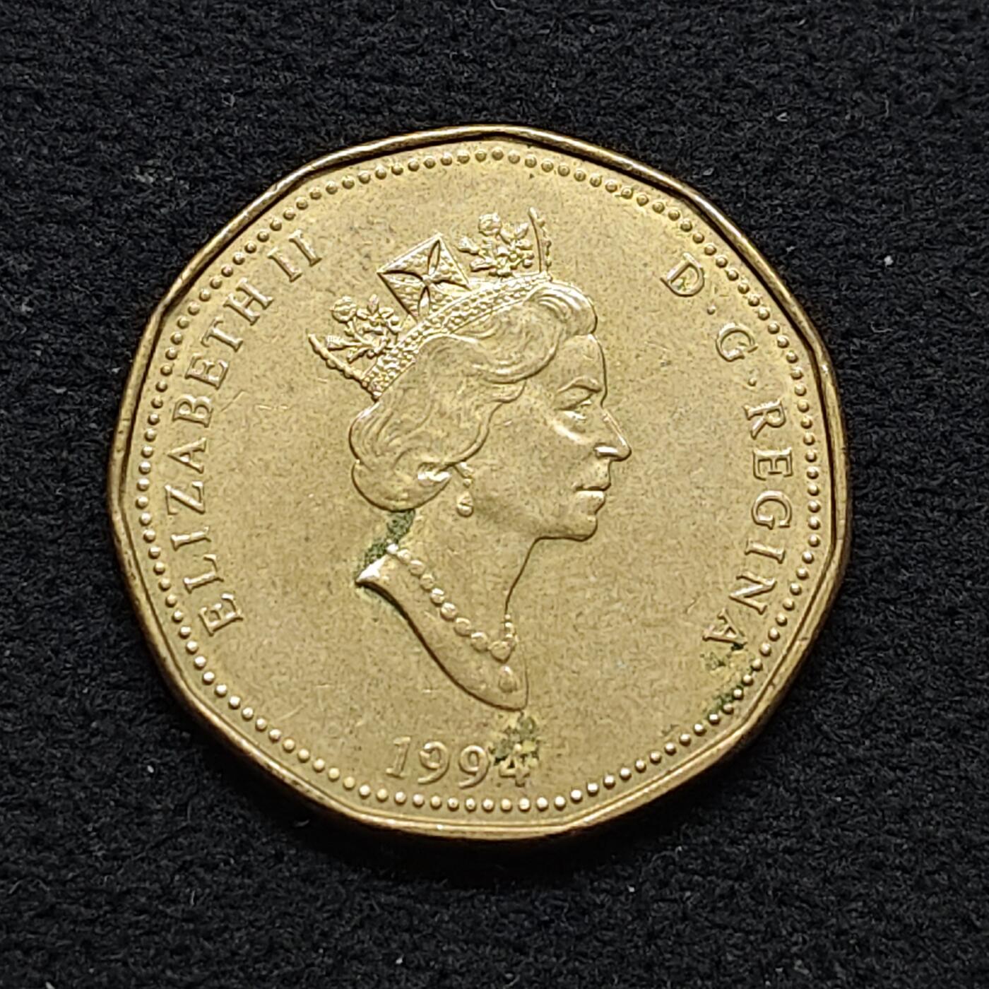 【全场包邮】纯粹捡漏拍486场（免费代拍第23场） 加拿大1994年1元国家战争纪念碑建成55周年纪念币