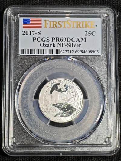 刘世昌艺术品销售中心～虎踞龙蟠*金杨在线联拍群第512期 - 美国2017年“国家公园～欧扎及沿河景观”精制纪念银币【初打】（PCGS PR69DC 串号：84608903）1枚。