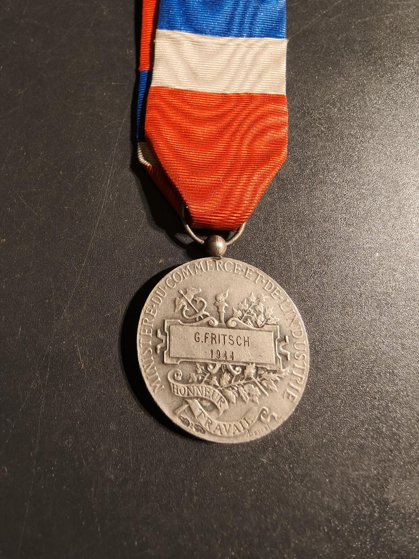 老王徽章第170期