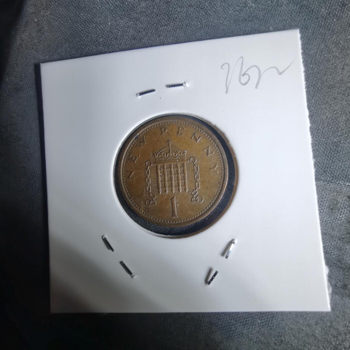 沼泽如烟--第936场 英国974年1便士