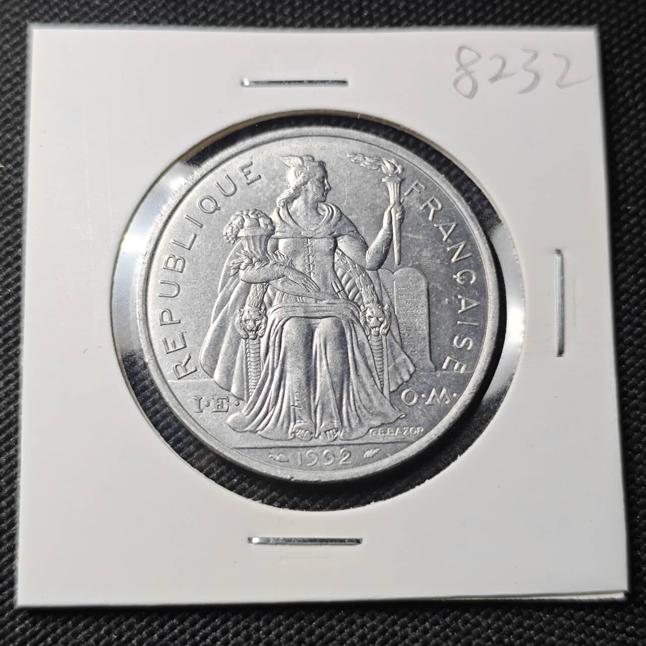 KK钱币收藏小铺 第382期  2月预留时间 周末发货 1992新喀里多尼亚5法郎