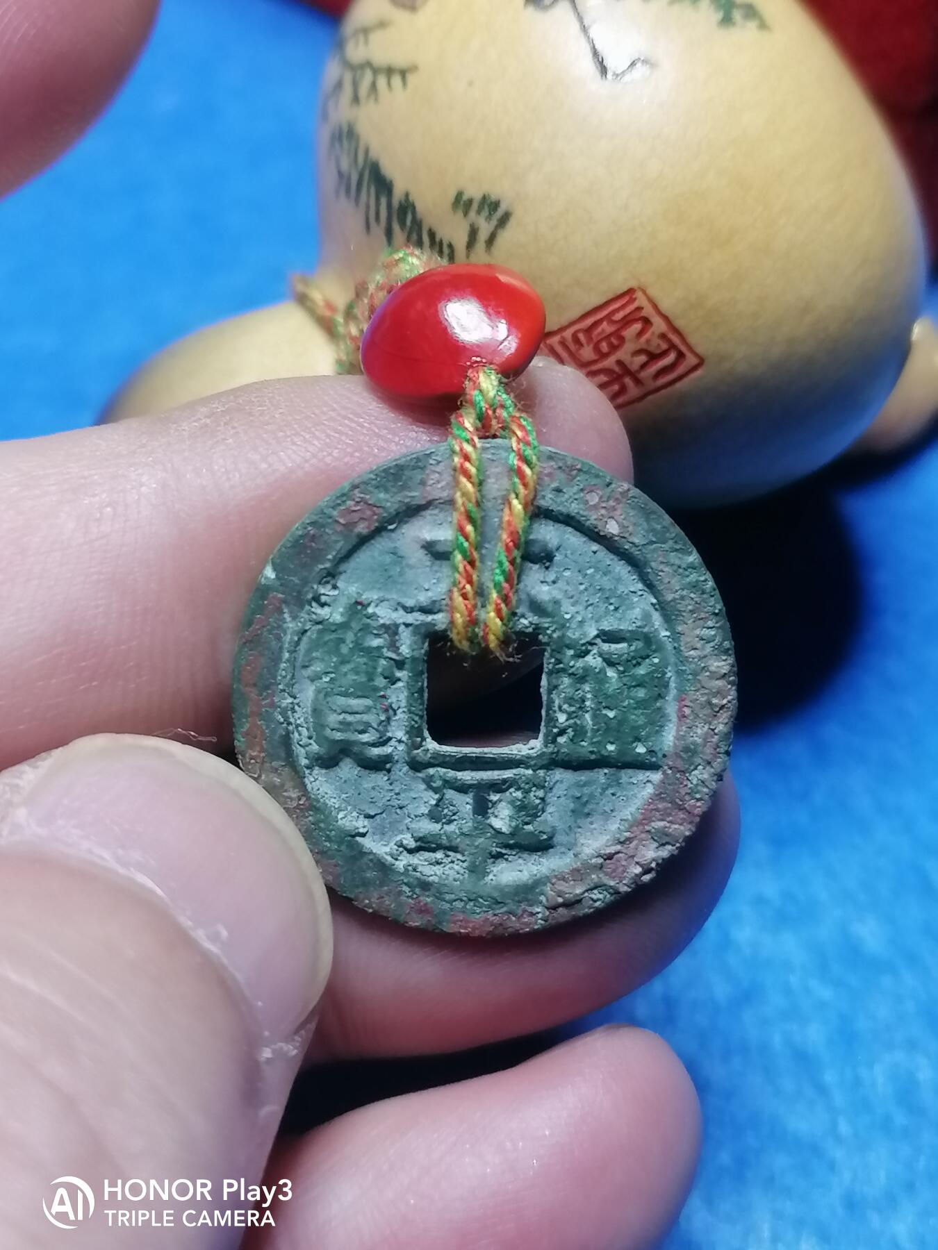 手工针刺雕刻山水葫芦挂件