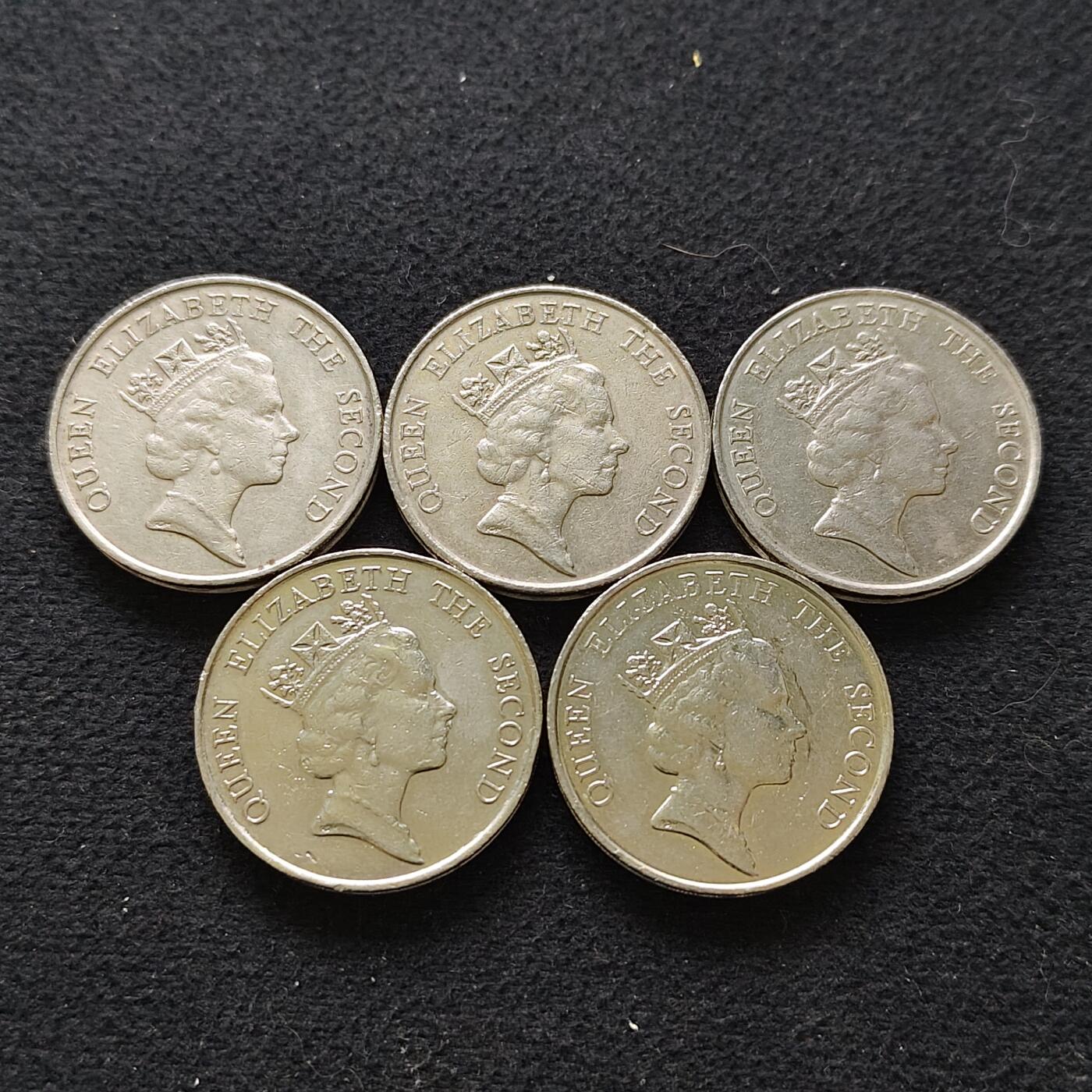 【全场包邮】纯粹捡漏拍486场（免费代拍第23场） 香港各年份女王5元5枚一组