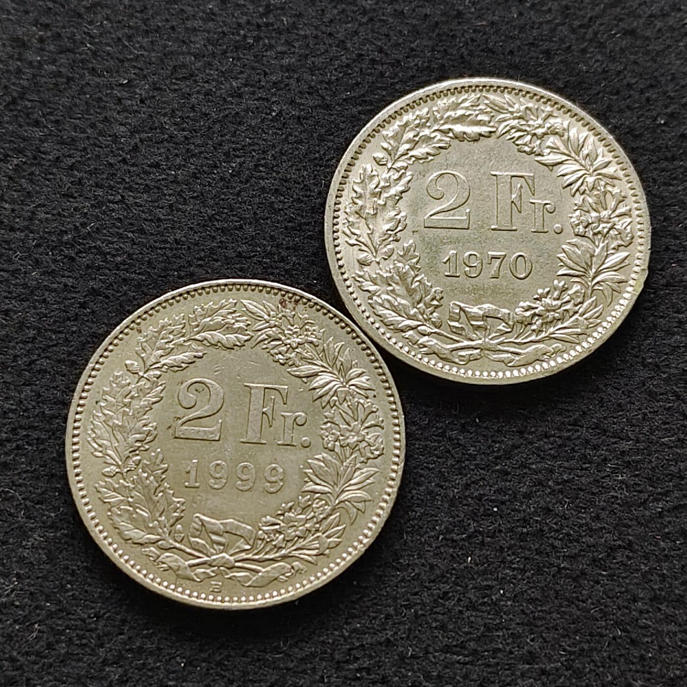 【全场包邮】纯粹捡漏拍486场（免费代拍第23场） 瑞士不同年份币版章版2法郎2枚一组
