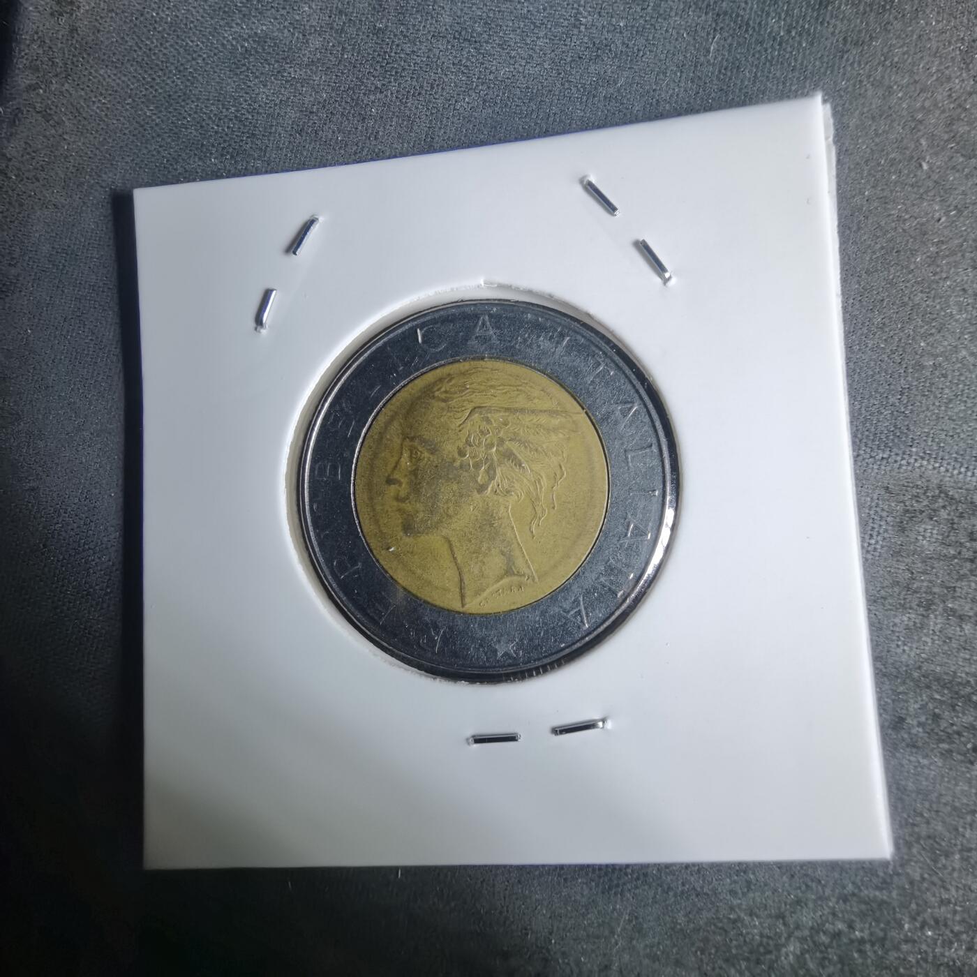 沼泽如烟--第936场 意大利1985年500里拉