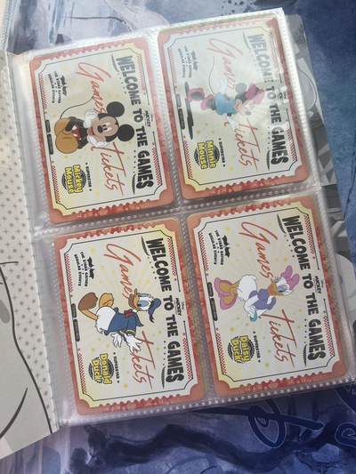 【随心含颖卡拍52期】卡游/集卡社/卡卡沃 抽卡机专场拍卖【无佣金】 - 【卡册】集卡社 迪斯尼超级可爱 卡册一本+80张卡