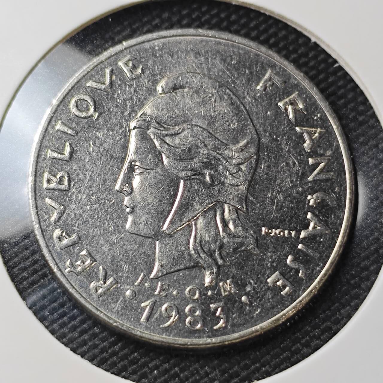 KK钱币收藏小铺 第382期  2月预留时间 周末发货 1983新喀里多尼亚20法郎