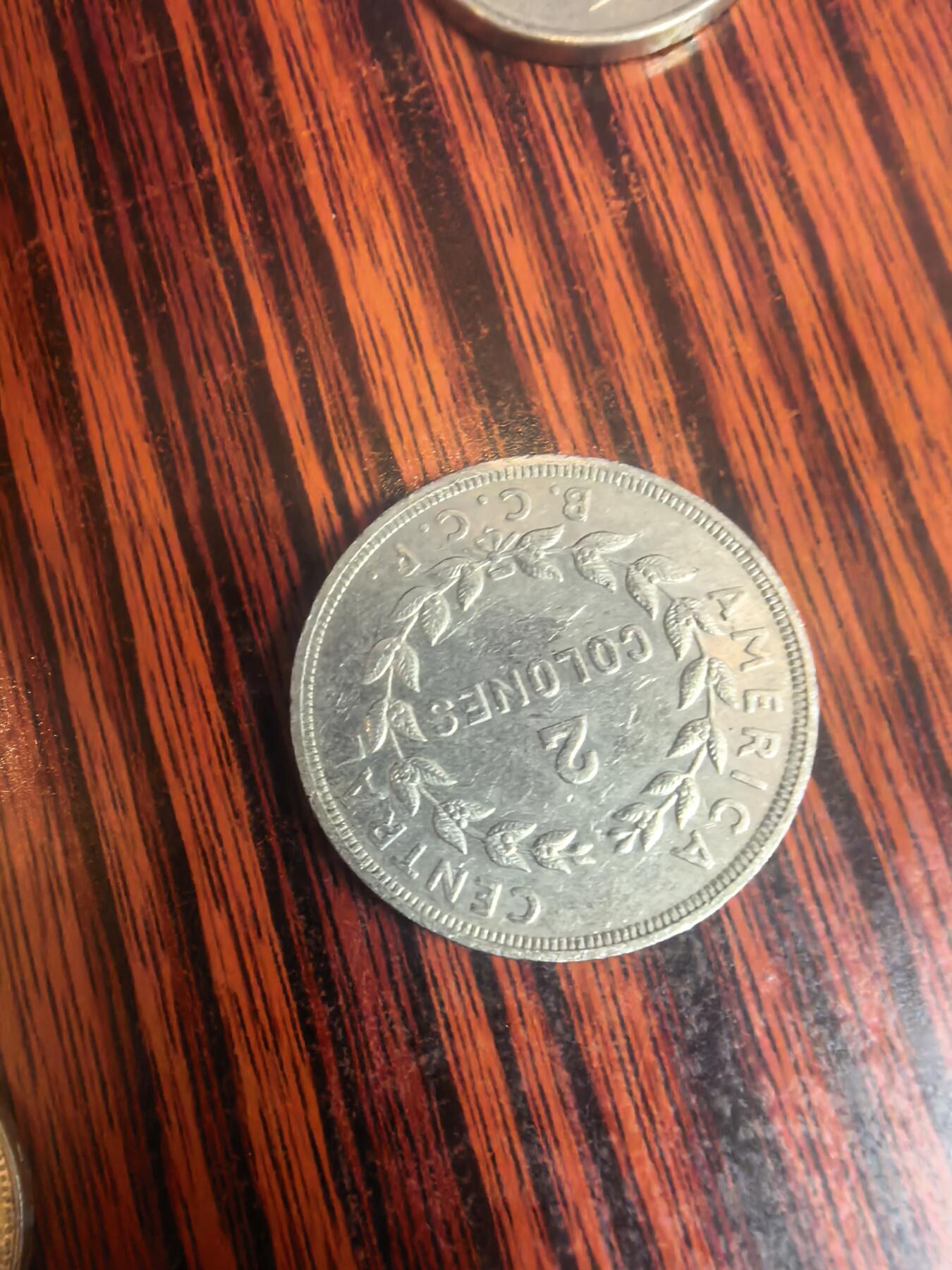 泡泡币外币四十场可代拍15038385335微信 哥斯达黎加。