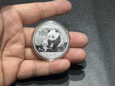 《外钞收藏家》第五百九十四期（畅拍场）（本平台长期征集拍品、欢迎藏友们联系合作） - 2012年熊猫银币一枚 1盎司 边上轻微氧化