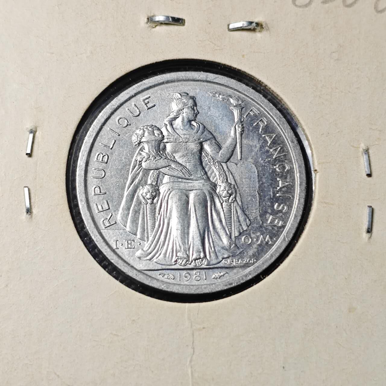 KK钱币收藏小铺 第382期  2月预留时间 周末发货  1981新喀里多尼亚1法郎