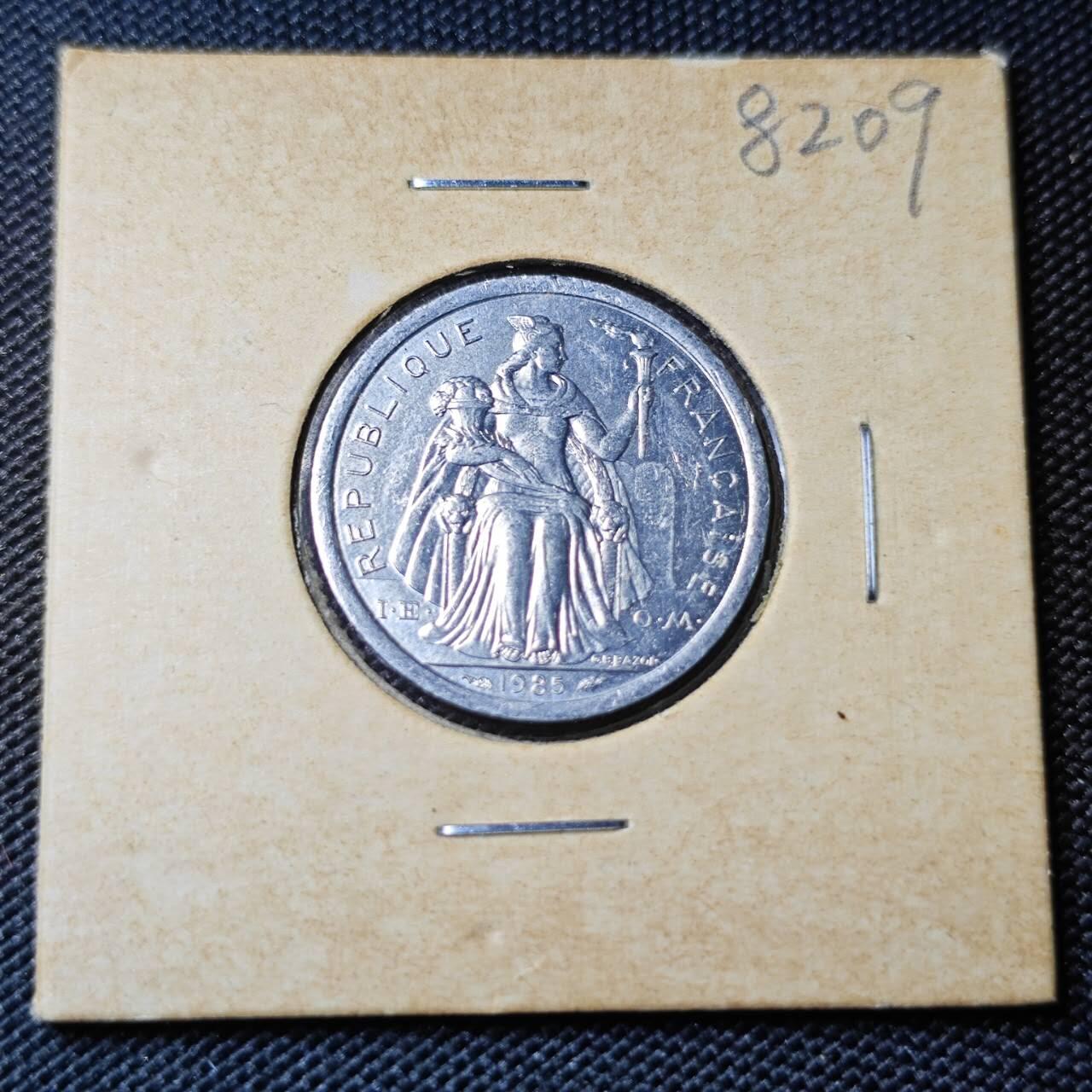 KK钱币收藏小铺 第382期  2月预留时间 周末发货  1985新喀里多尼亚1法郎