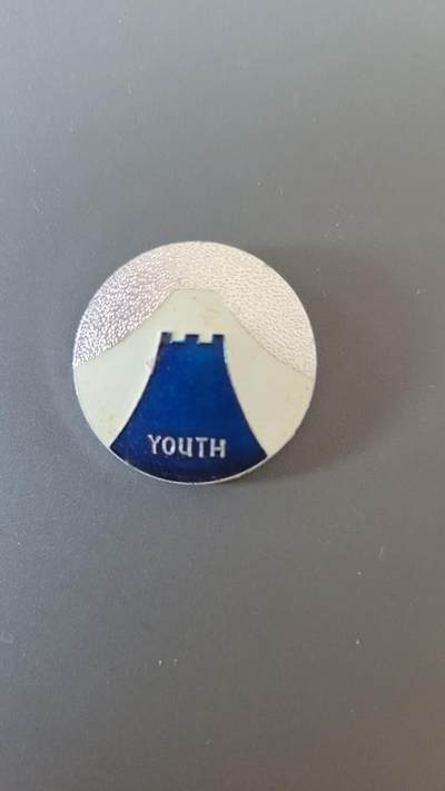 嘉宝良覃世界勋赏第19期拍卖 - 中日友好青年联欢纪念章