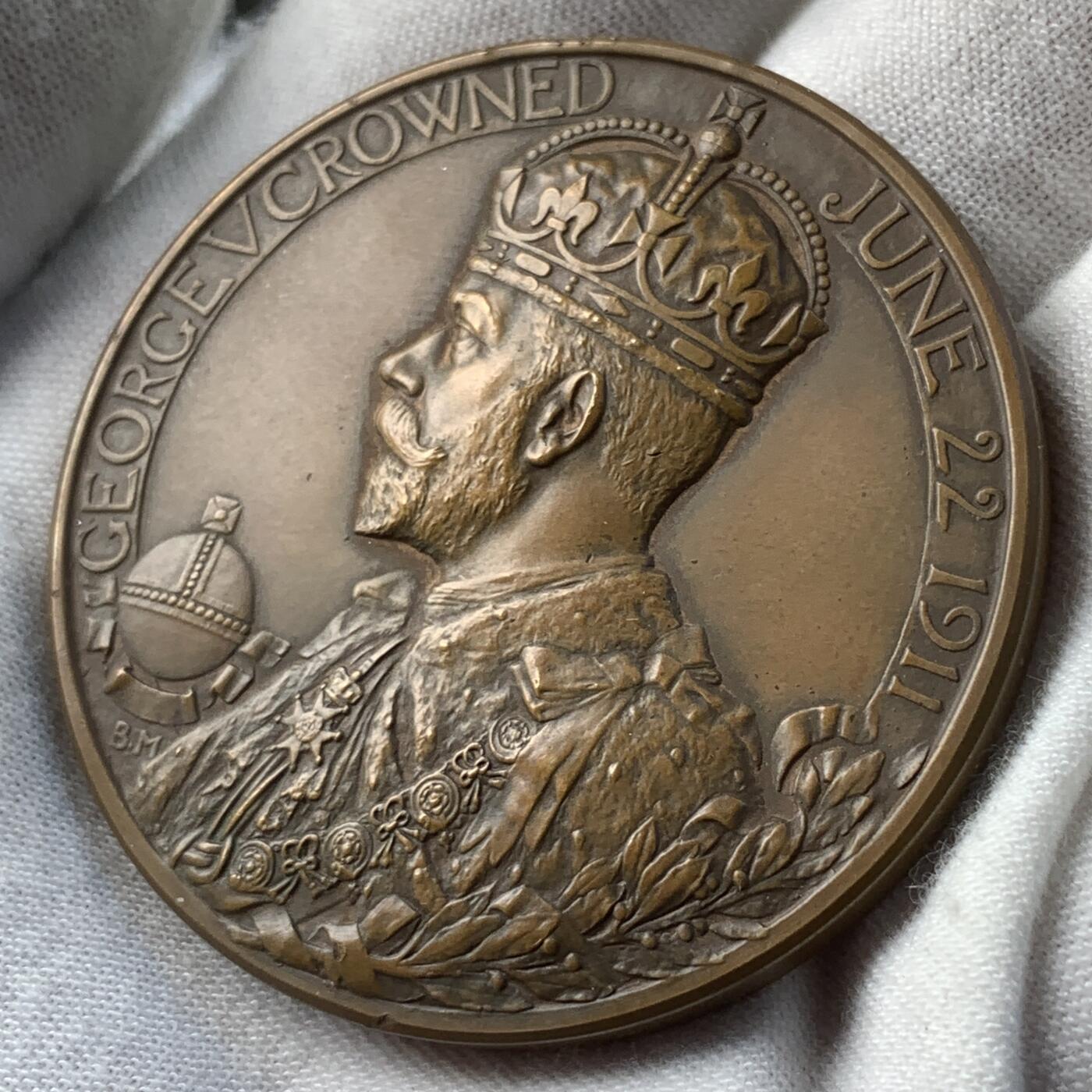 掌中浮雕-藏着的欧洲第046场 1911年英国乔治五世登基纪念铜章，51mm，原盒