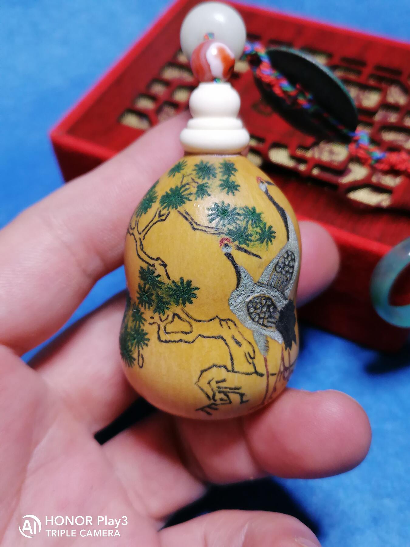 松鹤延年针刺彩墨葫芦手把件