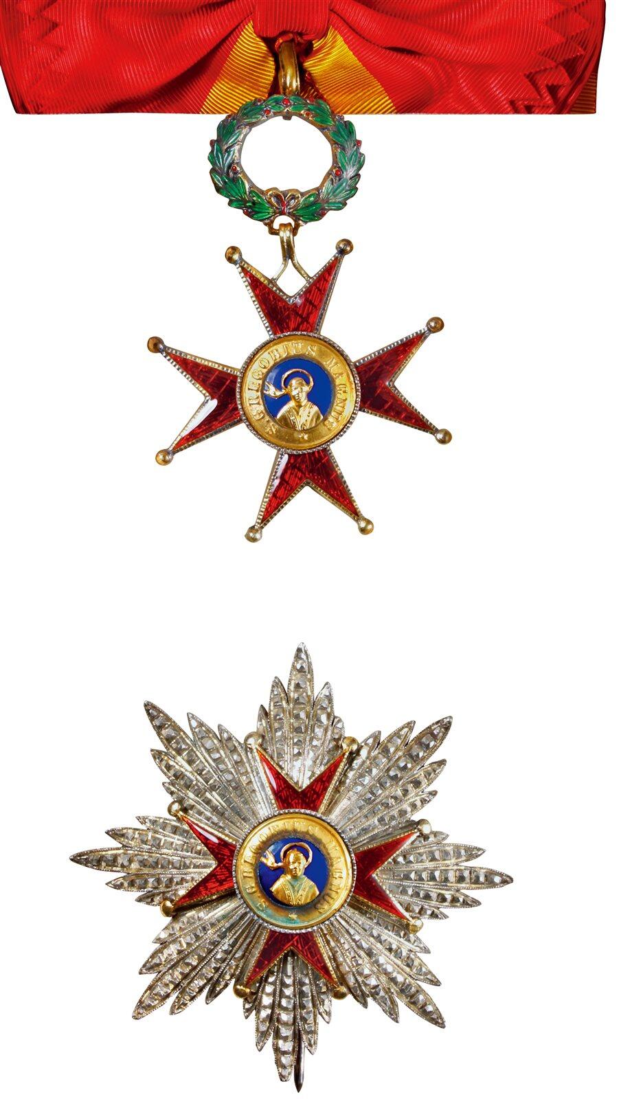 中贸圣佳2025年秋季拍卖会 众妙 19世纪 梵蒂冈圣格里高利银质勋章一组两枚