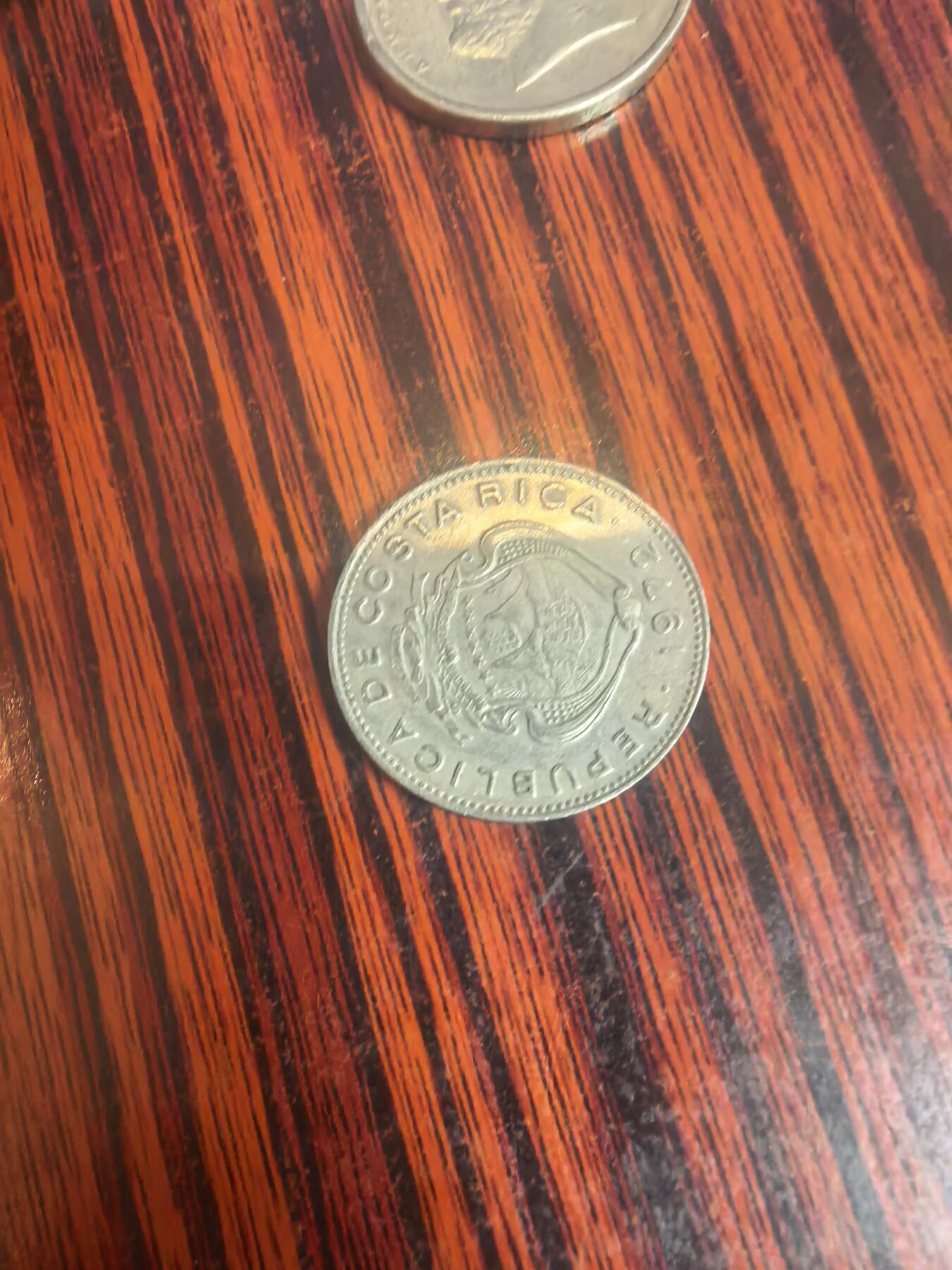 泡泡币外币四十场可代拍15038385335微信 哥斯达黎加。