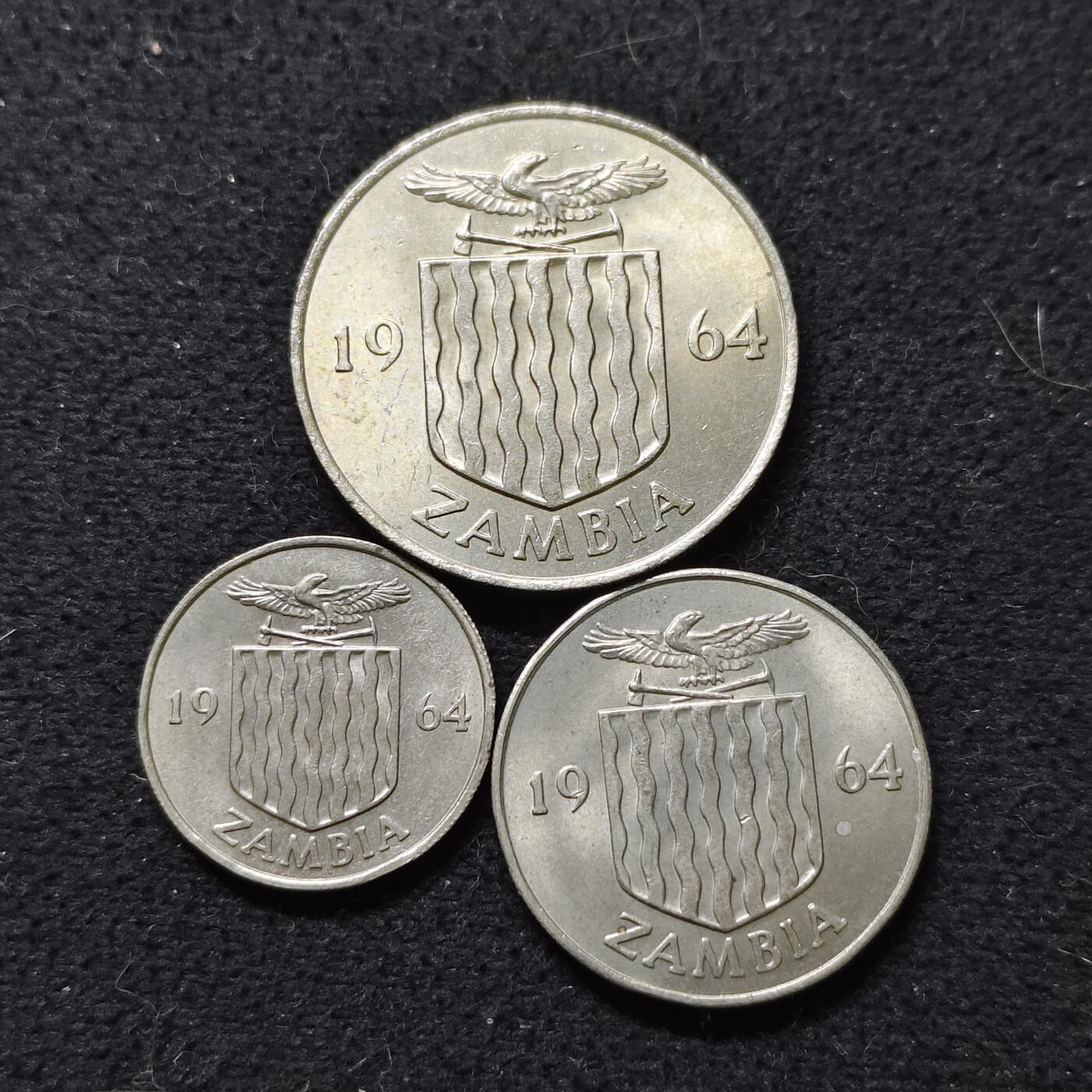 【全场包邮】纯粹捡漏拍486场（免费代拍第23场） 赞比亚1964年独立首版3枚套币 BU品相