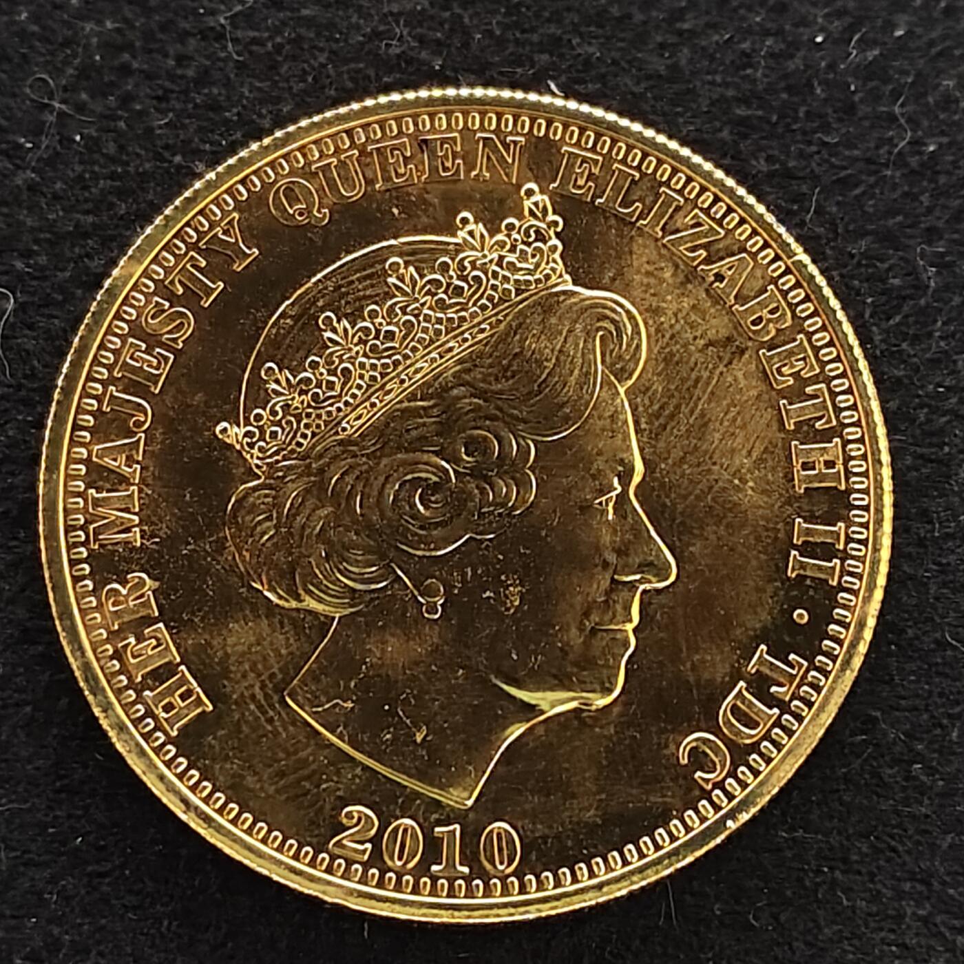 【全场包邮】纯粹捡漏拍486场（免费代拍第23场） 英属特里斯坦和达库尼亚2010年1克朗皇室传承镀金克朗型纪念币