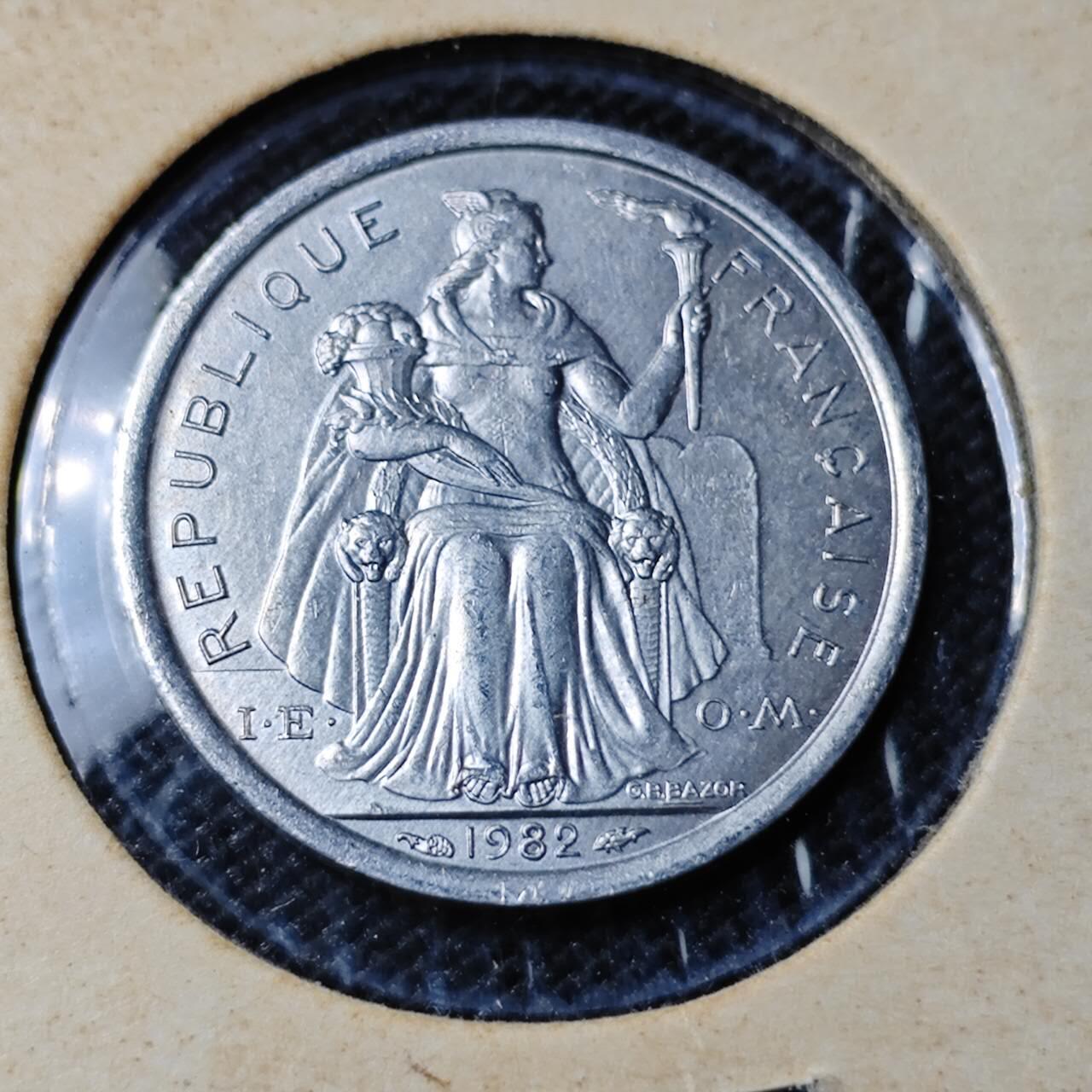KK钱币收藏小铺 第382期  2月预留时间 周末发货  1982新喀里多尼亚1法郎