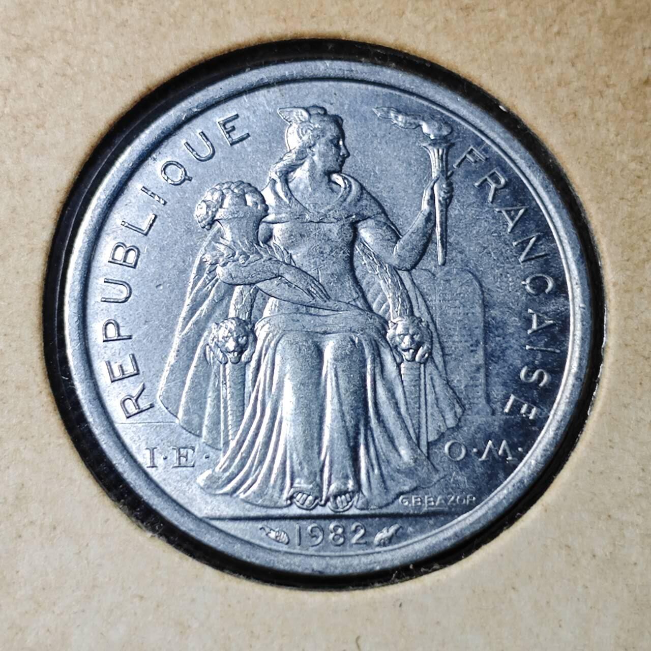 KK钱币收藏小铺 第382期  2月预留时间 周末发货  1982新喀里多尼亚2法郎