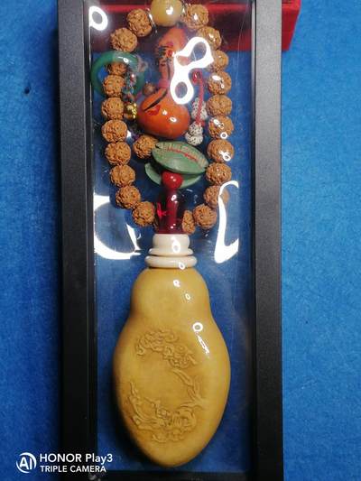 天然葫芦手工压花岁寒三友把件 - 天然葫芦手工压花岁寒三友把件