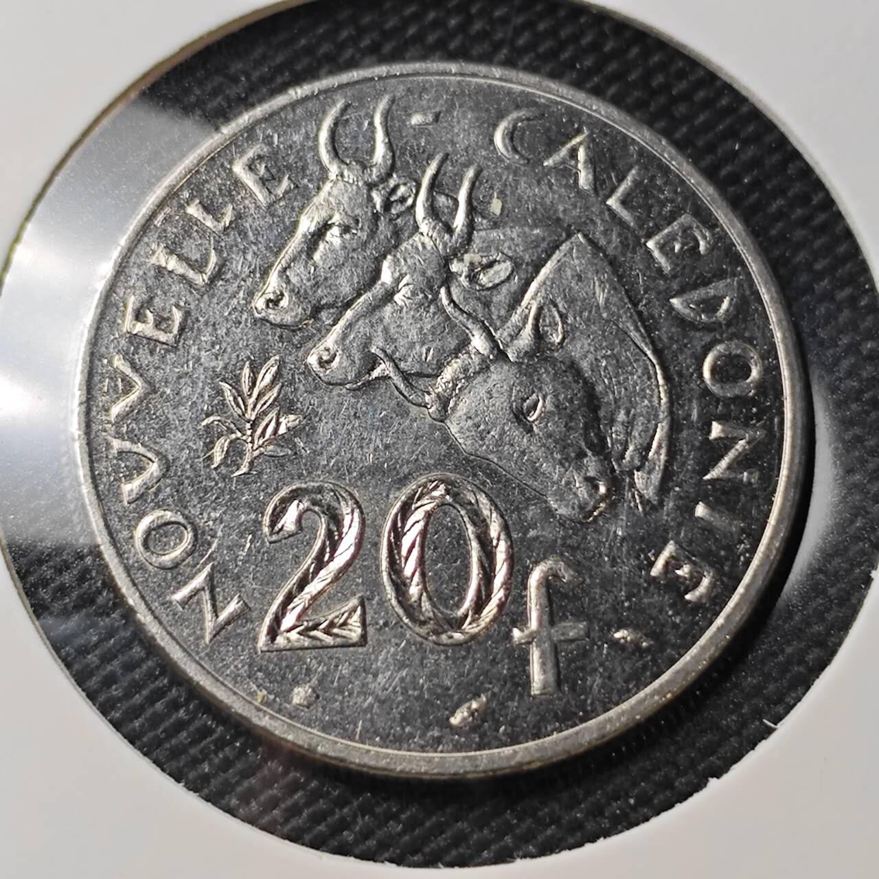 KK钱币收藏小铺 第382期  2月预留时间 周末发货 1983新喀里多尼亚20法郎