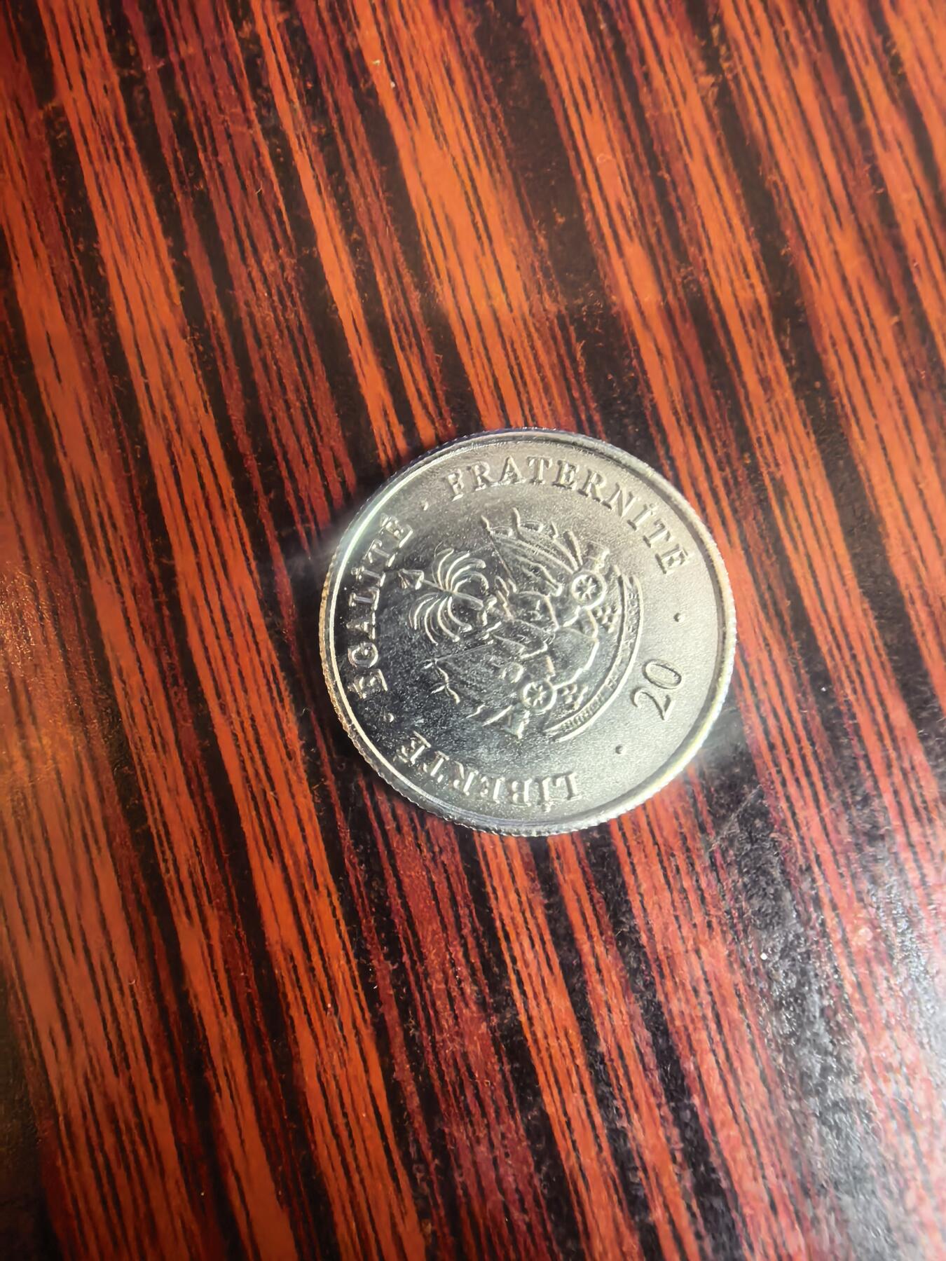 泡泡币外币四十场可代拍15038385335微信