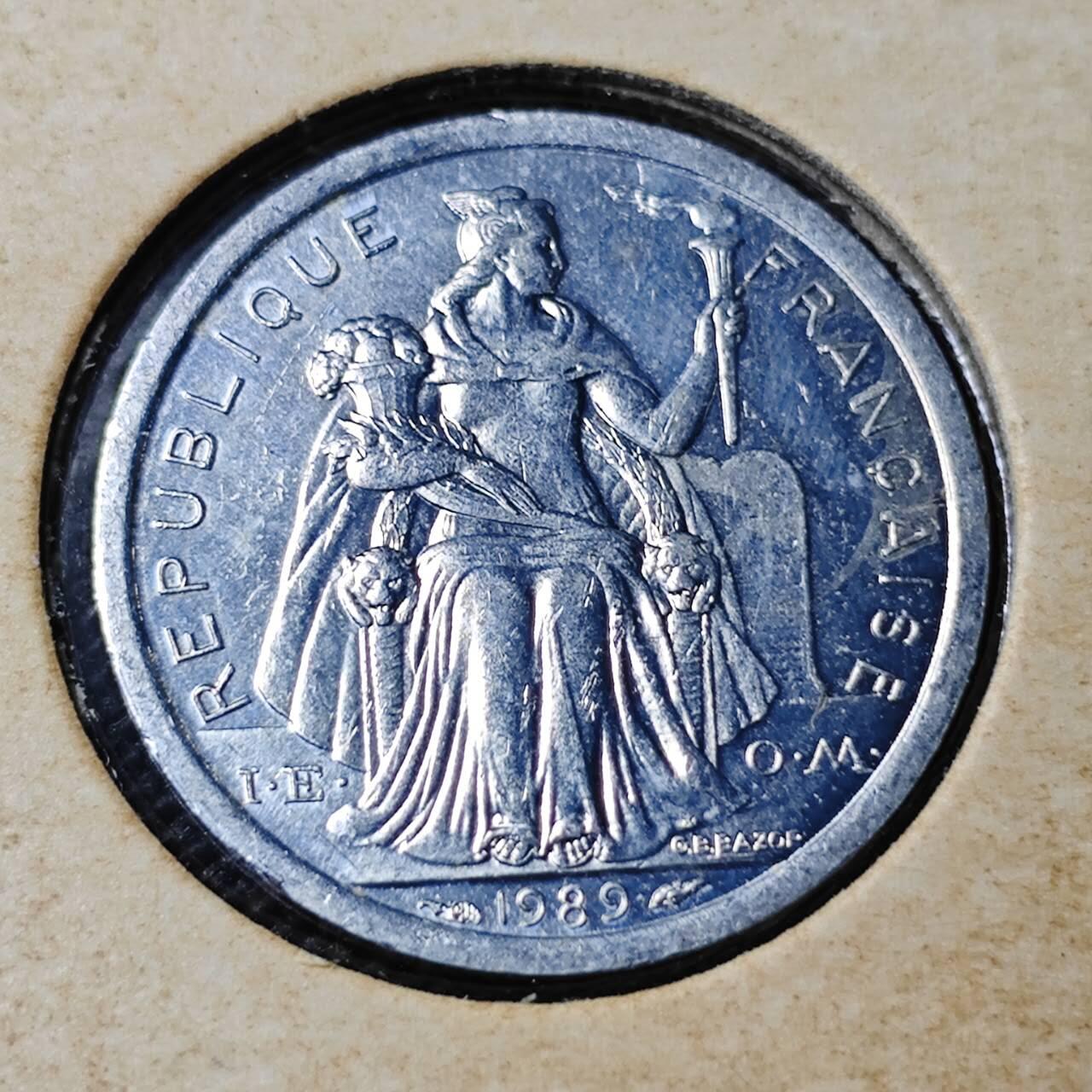 KK钱币收藏小铺 第382期  2月预留时间 周末发货  1989新喀里多尼亚1法郎