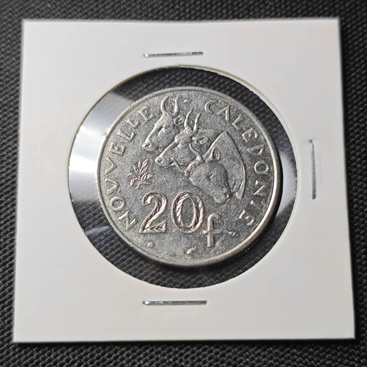 KK钱币收藏小铺 第382期  2月预留时间 周末发货  1990新喀里多尼亚20法郎