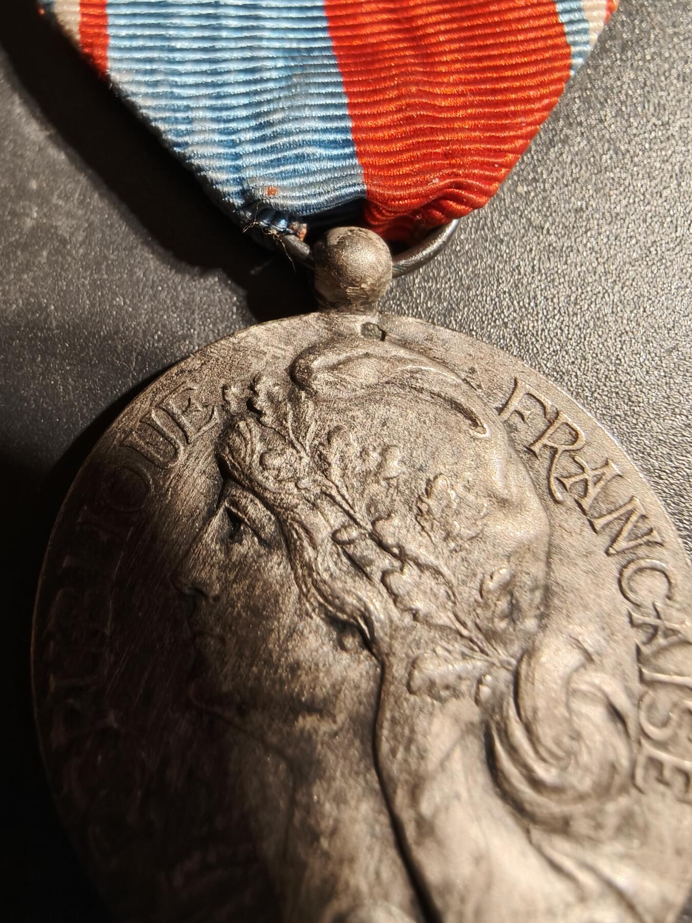 老王徽章第170期 法国音乐协会奖章     950银材质   少见贵金属版本    10g