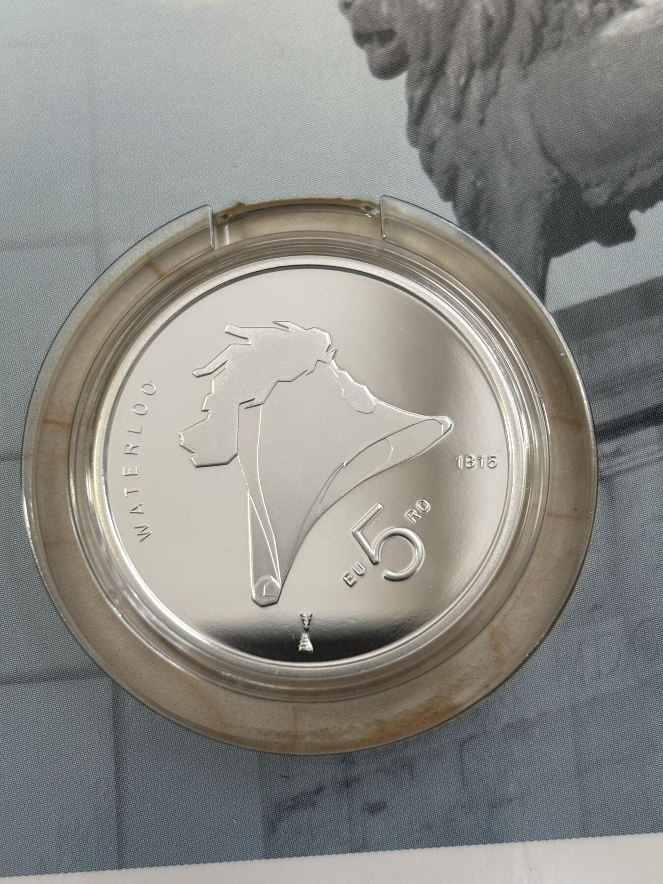 第185期拍卖 荷兰2015年5欧元精制银币 滑铁卢战役 15.5克925银 发行量：1万2千5百 卡装