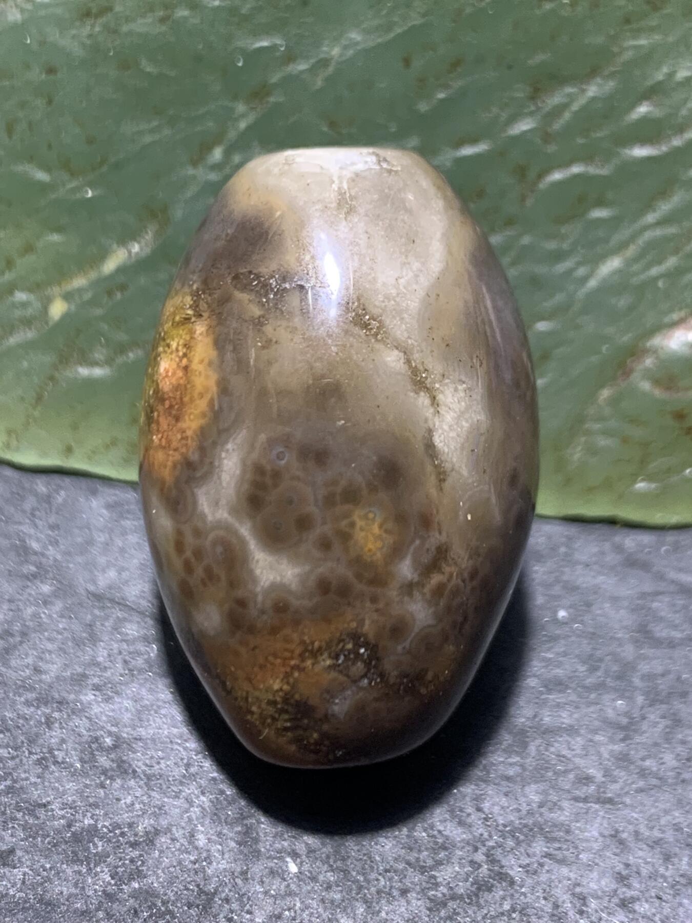 冰飘鱼籽纹战国红玛瑙随形桶珠一颗