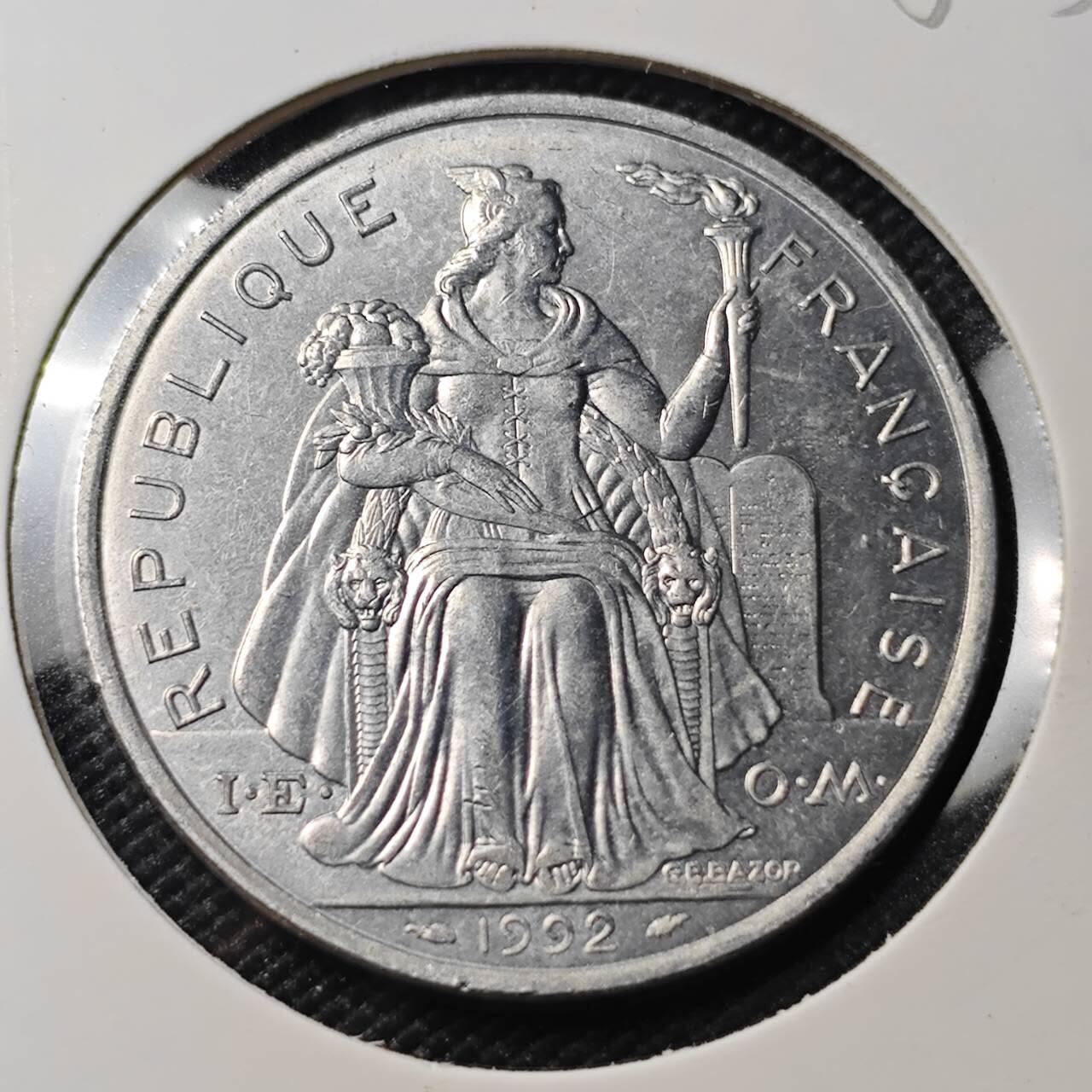 KK钱币收藏小铺 第382期  2月预留时间 周末发货 1992新喀里多尼亚5法郎