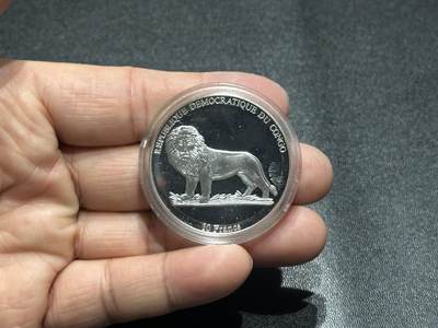 《外钞收藏家》第五百九十四期（畅拍场）（本平台长期征集拍品、欢迎藏友们联系合作） - 2003年刚过系列 中国地图 10法郎 银币1枚