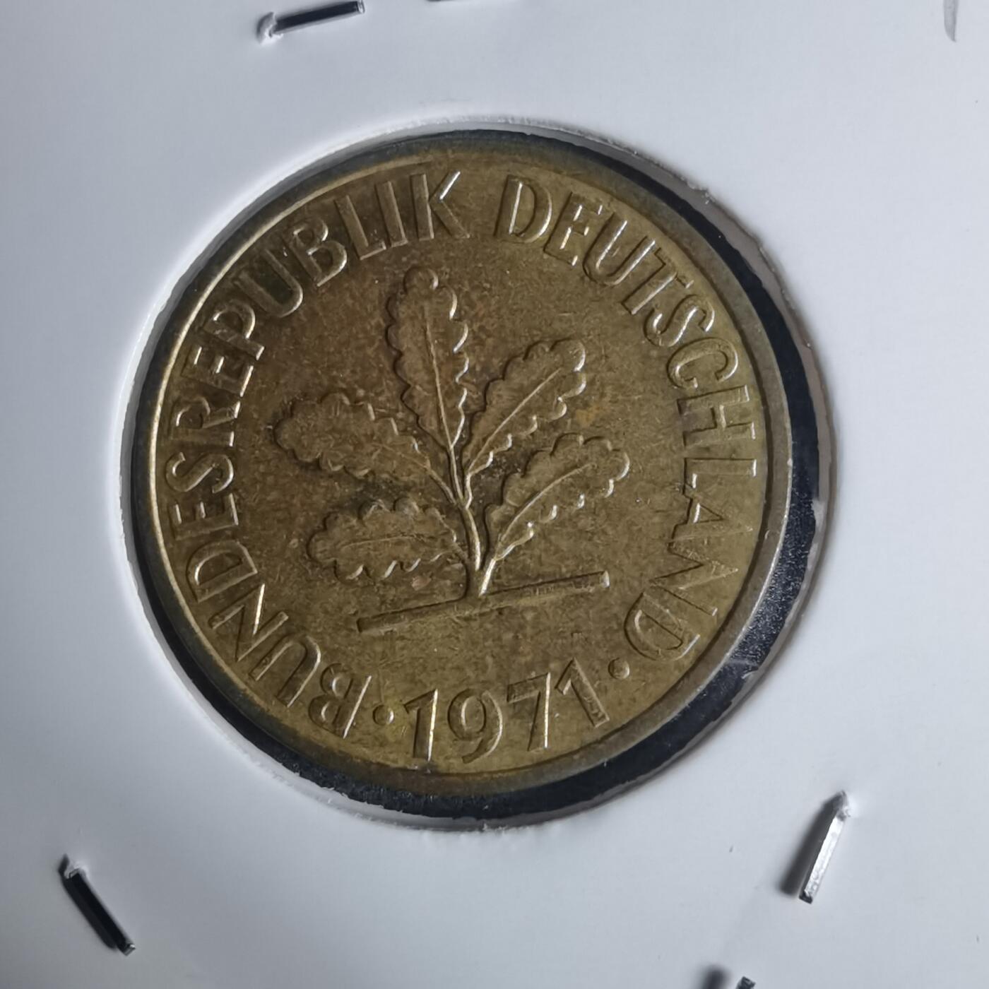 沼泽如烟--第936场 德国1971年10芬尼