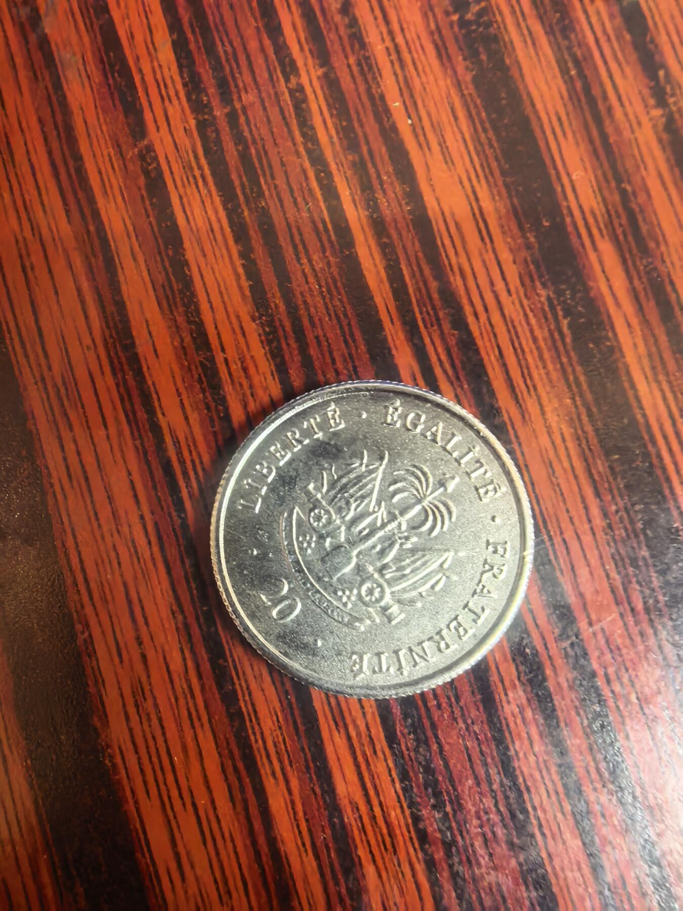 泡泡币外币四十场可代拍15038385335微信