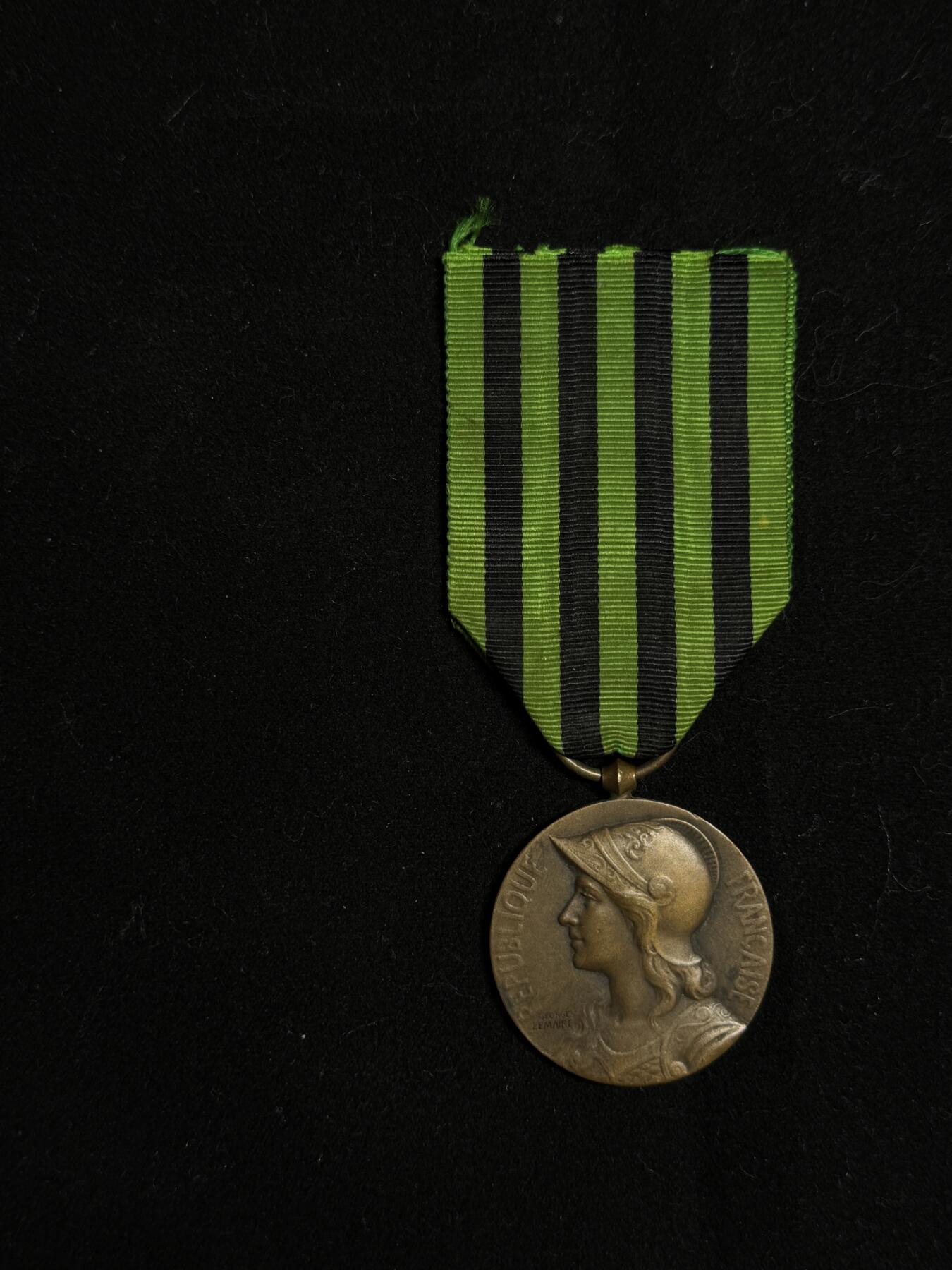 欢庆元旦！戎马世界章牌大赏第109期元旦大拍 法国普法战役奖章