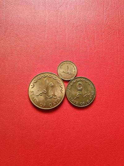 【云涧收藏】第八十四场 - 卡塔尔1973年1、5、10迪拉姆3枚