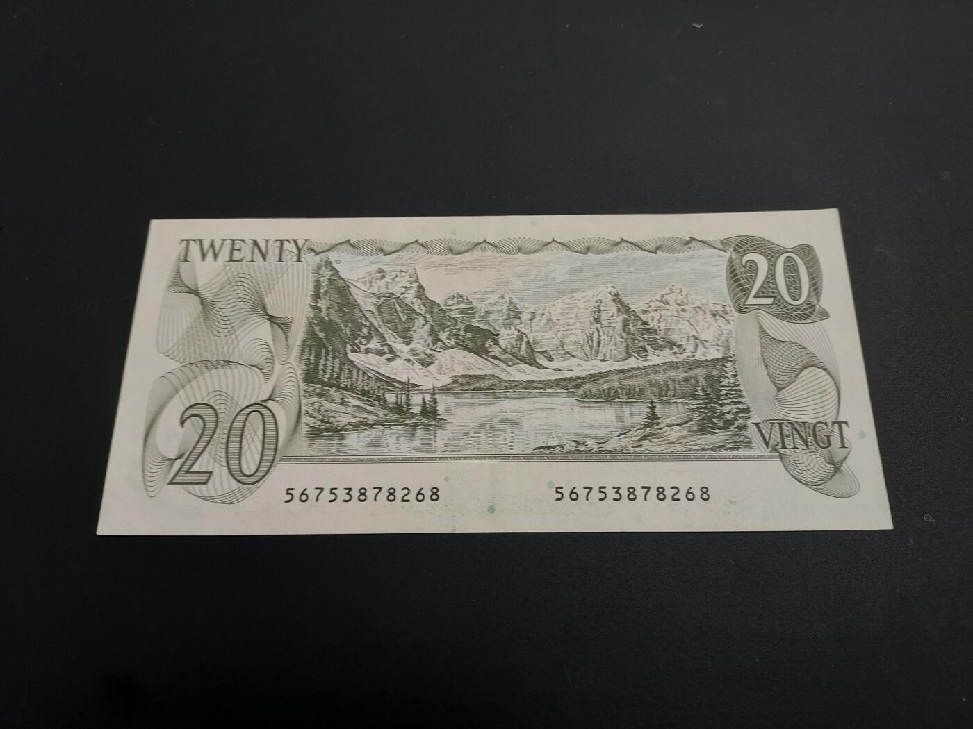 博彦收藏    12月22日 8点 钱币专场 全场包邮 加拿大 风景版 女皇20元 9品