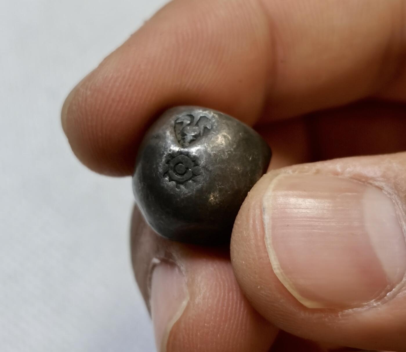 甄臻铺-世界币章拍卖（第44期）精品场拍品征集中，送拍享返佣金等优惠多多