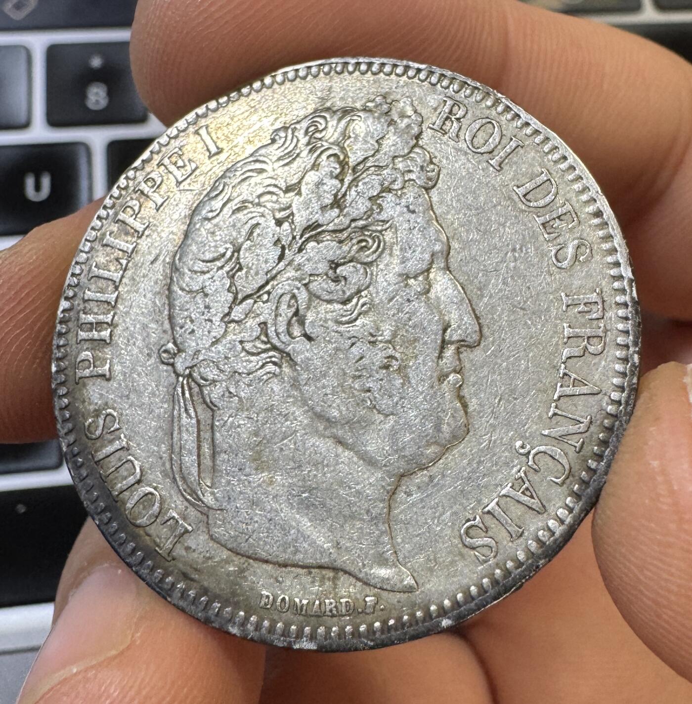 甄臻铺-世界币章拍卖（第44期）精品场拍品征集中，送拍享返佣金等优惠多多