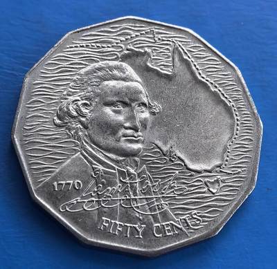 外国优质老铜币高银银币，周六九点倒数截拍，满百包邮，持续收拍 - 澳大利亚1970年库克船长1770年首次测绘澳大利亚东海岸50分纪念币。呈现库克船长肖像、澳洲地图及 “1770” 等元素，八边形形制独特，是记录澳洲探索历史的钱币珍品
