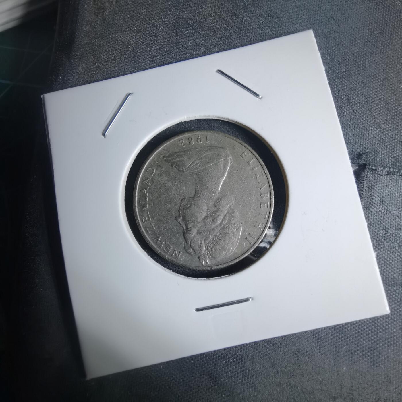 沼泽如烟--第939场 新西兰1982年十分