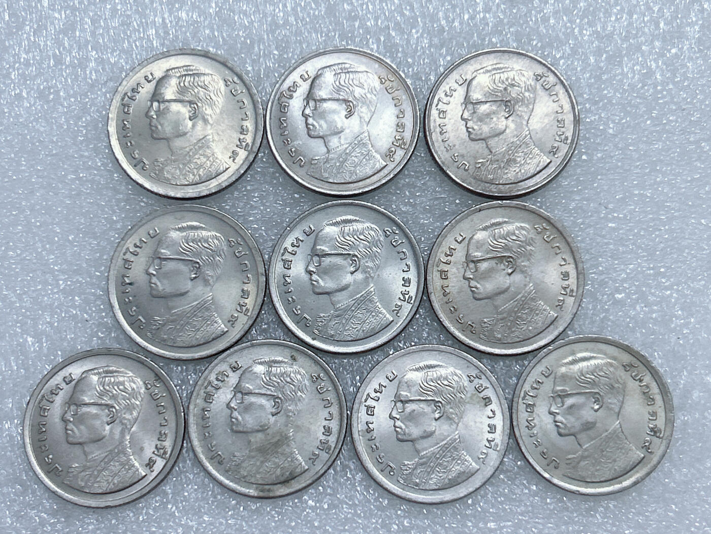 第一海外回流一元起拍收藏 散集专场  第277期 泰国1铢硬币 10枚 原光品