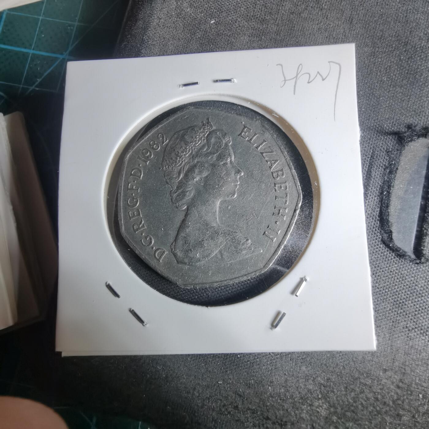 沼泽如烟--第939场 英国1982年50便士