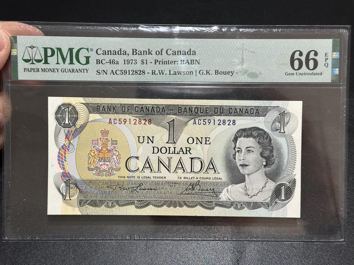《外钞收藏家》第五百九十五期（优品场）（本平台长期征集拍品、欢迎藏友们联系合作） 1973年加拿大1加元 PMG66 无47尾828