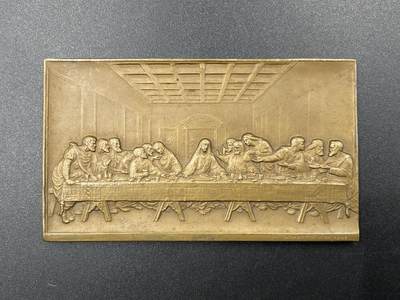 「木头集藏」“冬至雅藏”——章牌精品专场！ -  A. Hartig～1947年奥地利 最后的晚餐 矩形铜章，尺寸：90 × 52 mm，163 g，罕见品种！达芬奇的壁画《最后的晚餐》可以说是世界上最著名的绘画作品之一，由奥地利雕刻大师阿诺德·哈蒂格用浮雕的形式在章牌上完美呈现。