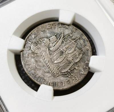 甄臻铺-世界币章拍卖（第44期）精品场拍品征集中，送拍享返佣金等优惠多多 NGC-XFD 1763年荷兰泽兰省6先令银币，早期少见